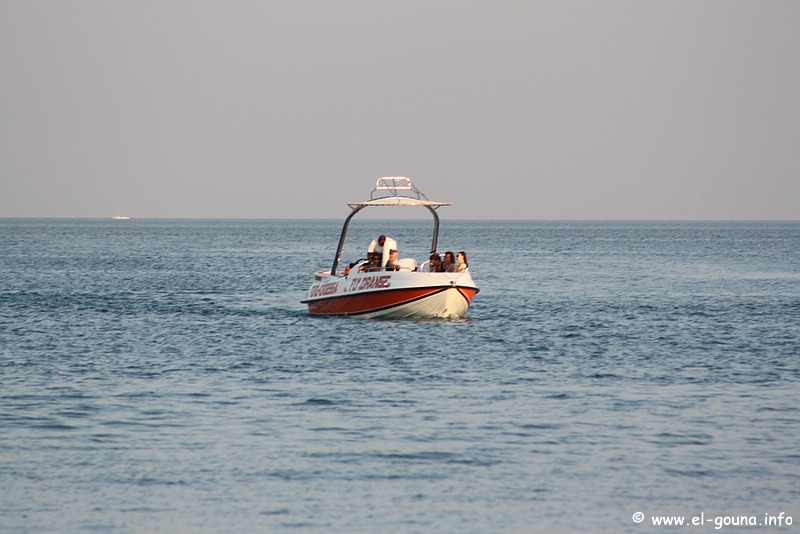 Oototo Parasailing 017